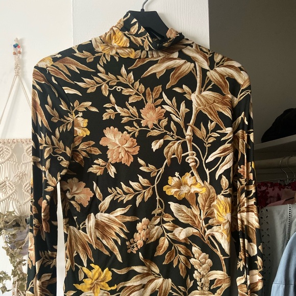 Vintage Style Floral Turtleneck | Poshmark